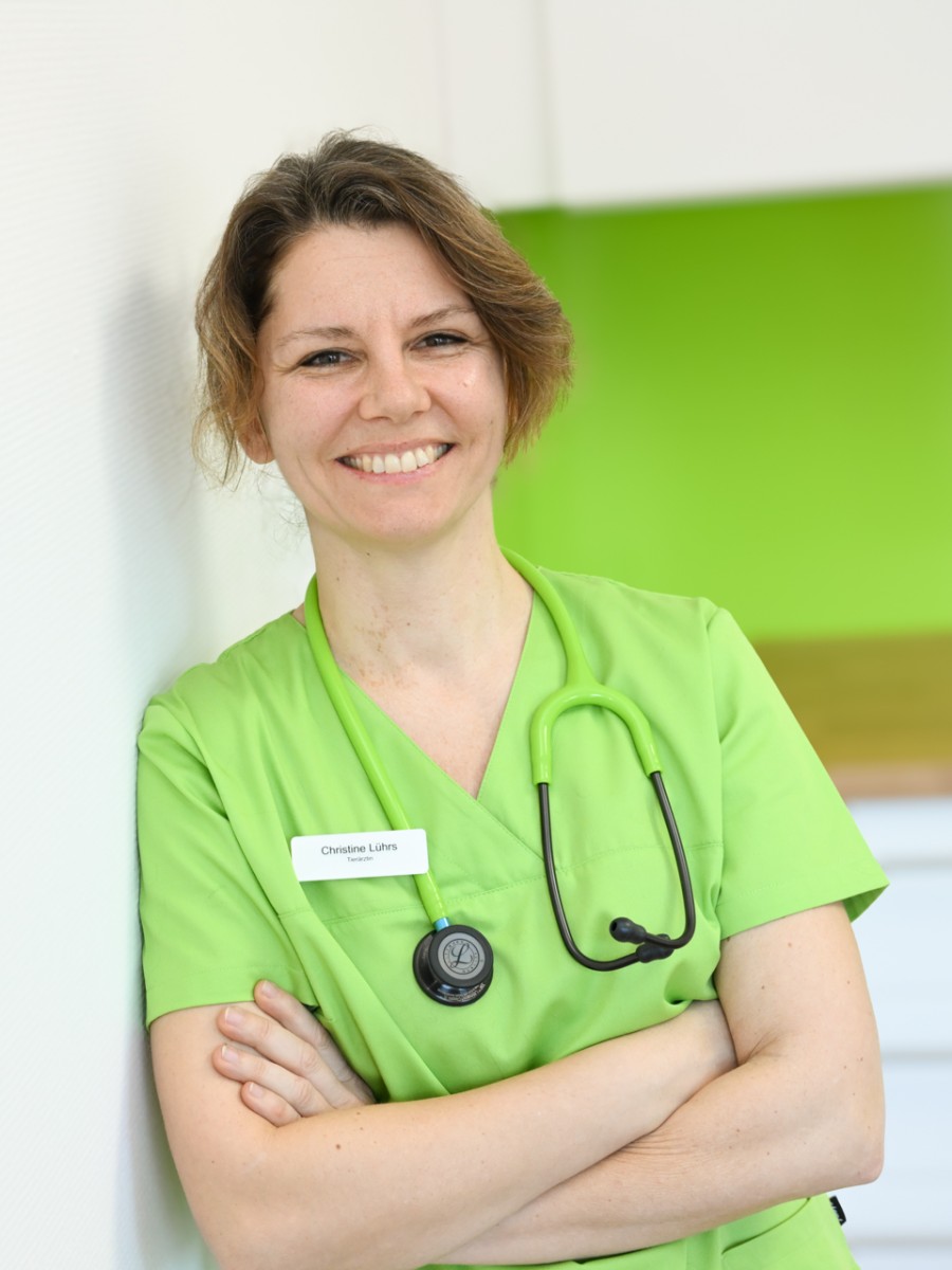 Tier&auml;rztin - Christine L&uuml;hrs